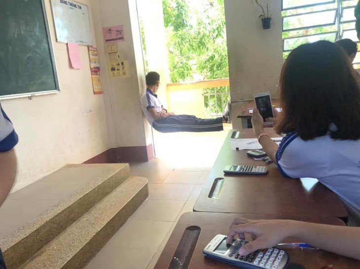Những hình ảnh hài hước chỉ có thể là trường học Việt Nam (P2) - Ảnh 3.