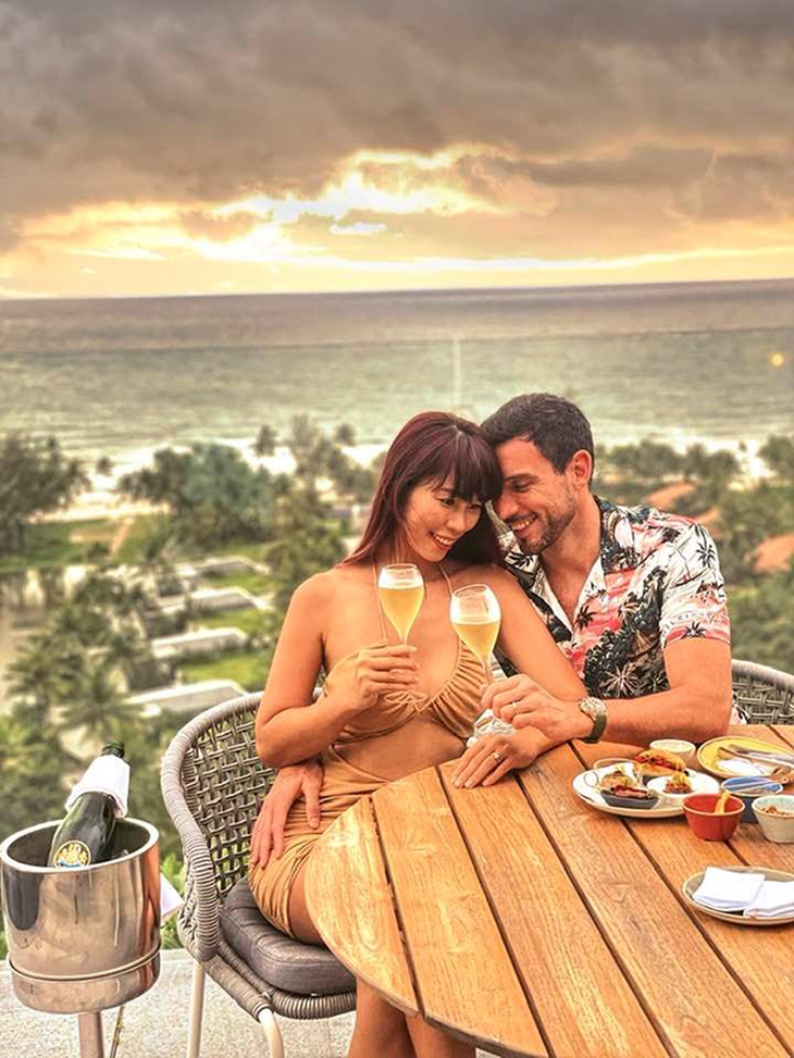 Ảnh vui sao Việt 31/7: Nhã Phương trêu chồng ‘1 chiếc gương 2 số phận’ - Ảnh 3.