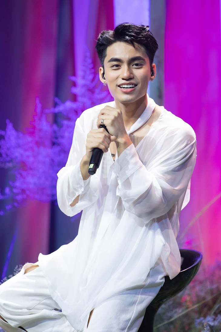Em trai Sơn Tùng được dân mạng đặt biệt danh Lee Min Ho Thái Bình - Ảnh 3.
