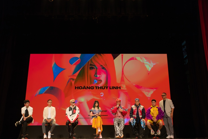 Ra mắt album phòng thu thứ 4, Hoàng Thùy Linh bàng hoàng nhận ra chưa có liveshow nào! - Ảnh 3.