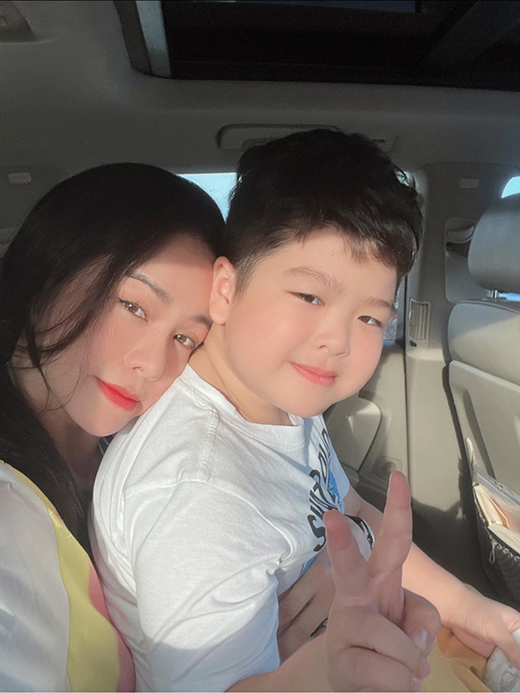 Ảnh vui sao Việt 14-8: Hai mẹ con Bảo Thy cool ngầu - Ảnh 9.