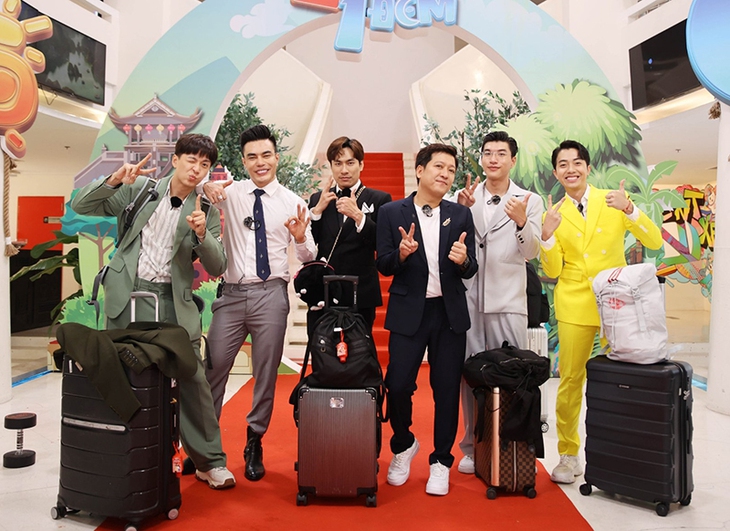 Ngô Kiến Huy ‘dìm hàng’ hội bạn khi ngủ; Lê Dương Bảo Lâm ‘phản dame’ cực gắt - Ảnh 1.