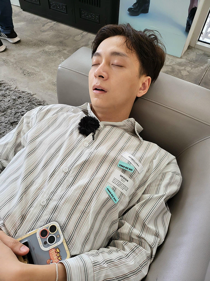 Ngô Kiến Huy ‘dìm hàng’ hội bạn khi ngủ; Lê Dương Bảo Lâm ‘phản dame’ cực gắt - Ảnh 9.