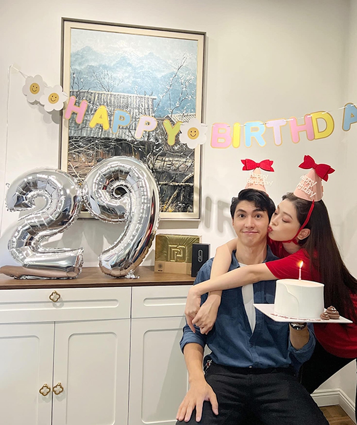 Ảnh vui sao Việt 16-8: Con gái Quyền Linh xinh như mộng - Ảnh 2.