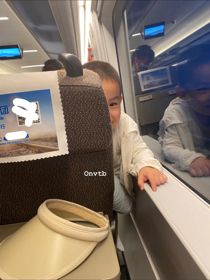 Ảnh vui 17-8: Vợ giận chồng xếp gạch xây tường ngăn đôi chiếc giường - Ảnh 3.