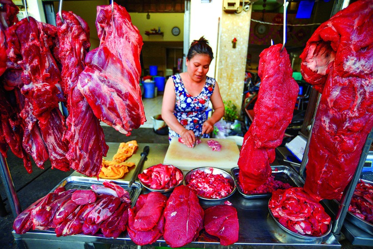 Thịt đỏ: Tiến thoái lưỡng nan - Ảnh 1.
