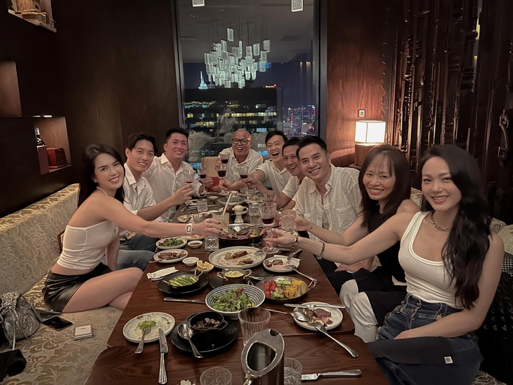 Ảnh vui sao Việt 19-8: Con trai Hồ Ngọc Hà - Kim Lý làm mặt ‘quạu’ - Ảnh 8.