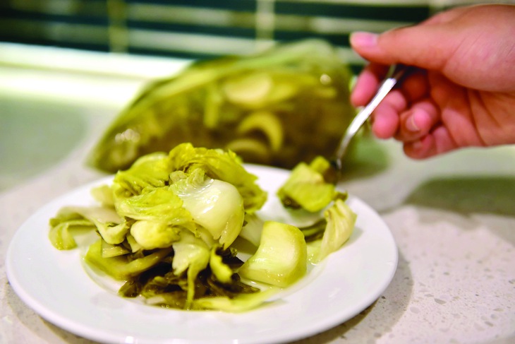 Nhôm thôi nhiễm vào thực phẩm, có hại không? - Ảnh 1.