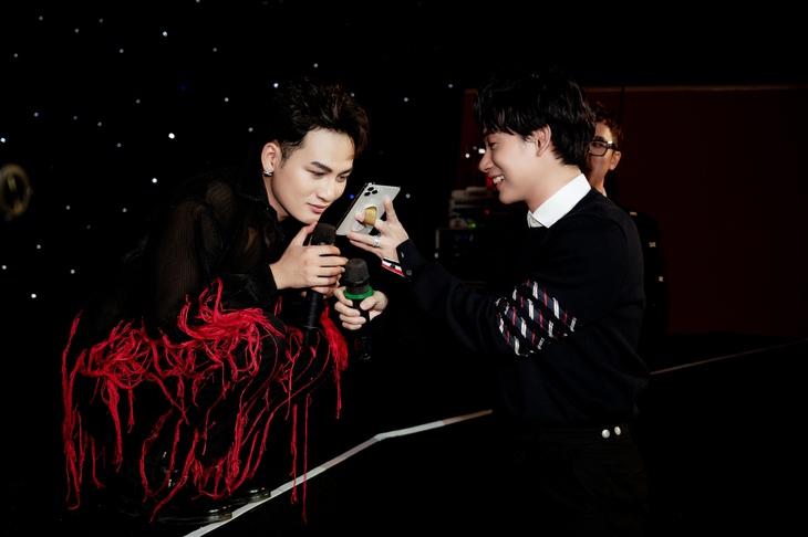 Trấn Thành nức nở, Trúc Nhân ‘nhại’ Sơn Tùng vì MV mới của Ali Hoàng Dương - Ảnh 3.