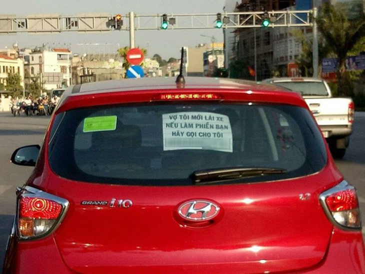 Cười đau bụng với những biển thông báo trên xe - Ảnh 6.