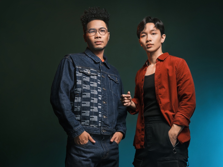 Cùng một lúc, Phúc Du và Hoàng Dũng tung ảnh cạnh nhau khiến khán giả tò mò - Ảnh 3.