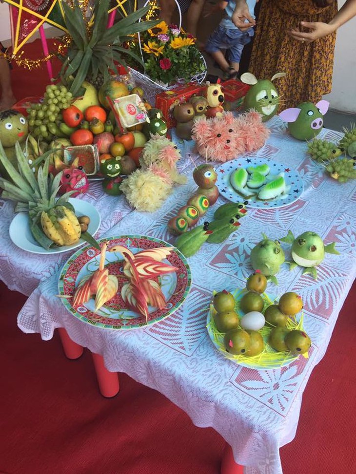 Tết Trung thu và những mâm cỗ mang phiên bản đột biến - Ảnh 7.