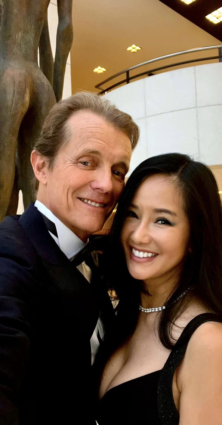 Ảnh vui sao Việt 11-9: Hiền Thục gây cười khi mẹ nhờ kéo dài chân - Ảnh 3.