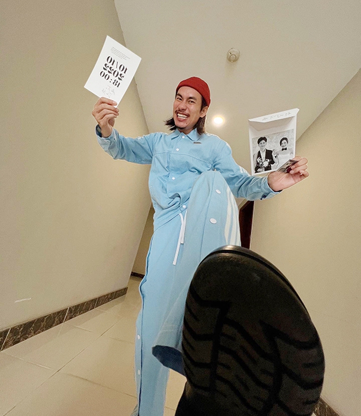 1.001 biểu cảm của sao Việt khi check-in với thiệp cưới Diệu Nhi - Anh Tú - Ảnh 3.