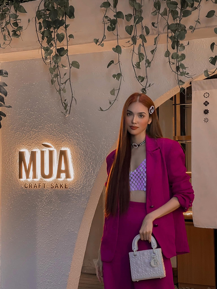 Ảnh vui sao Việt 17-9: Đông Nhi mong Diệu Nhi giữ chặt tóc giả trong tiệc cưới - Ảnh 7.