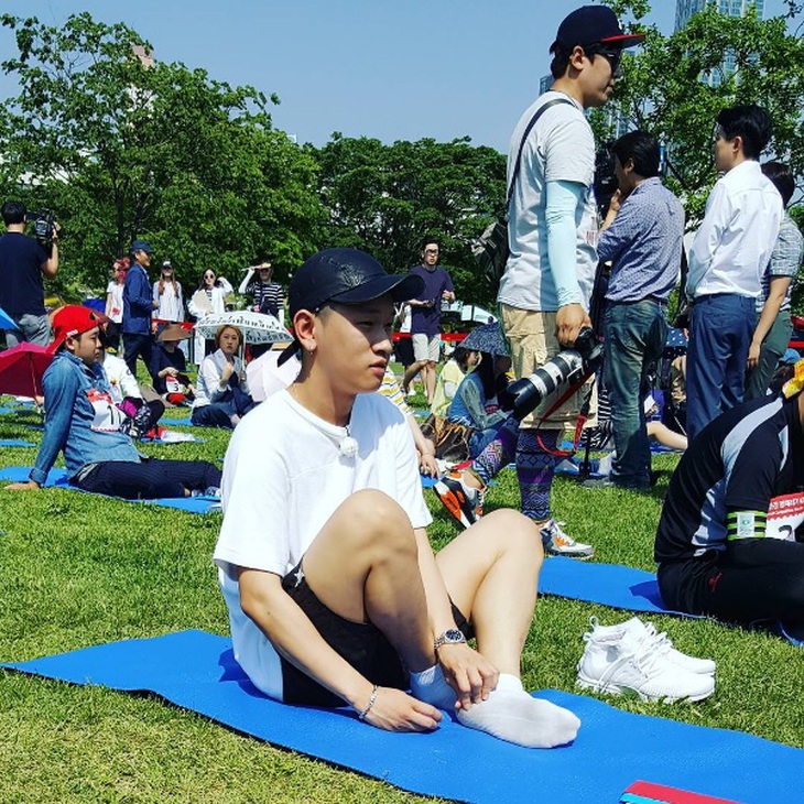 Cuộc thi Ngồi không quy tụ nhiều thần tượng K-pop gây nóng sốt - Ảnh 3.