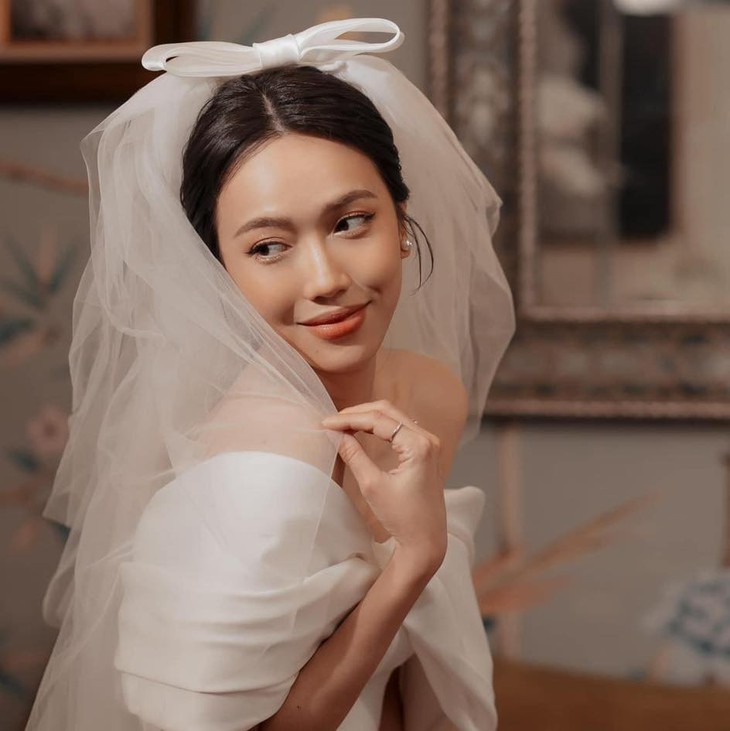 Tiến Luật lầy lội chế ảnh cưới của Diệu Nhi, cà khịa luôn Thu Trang - Ảnh 1.