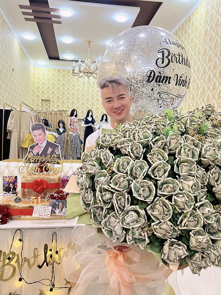 Ảnh vui sao Việt 28-9: Tự Long troll Xuân Bắc ham ăn - Ảnh 5.