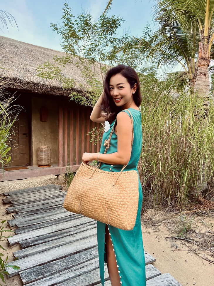 Ảnh vui sao Việt 4-9: Con trai Hòa Minzy vui nhộn - Ảnh 3.