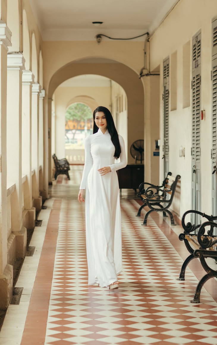 Khánh Vân, Phương Anh, Phương Nhi trở lại trường xưa gây xao xuyến - Ảnh 5.