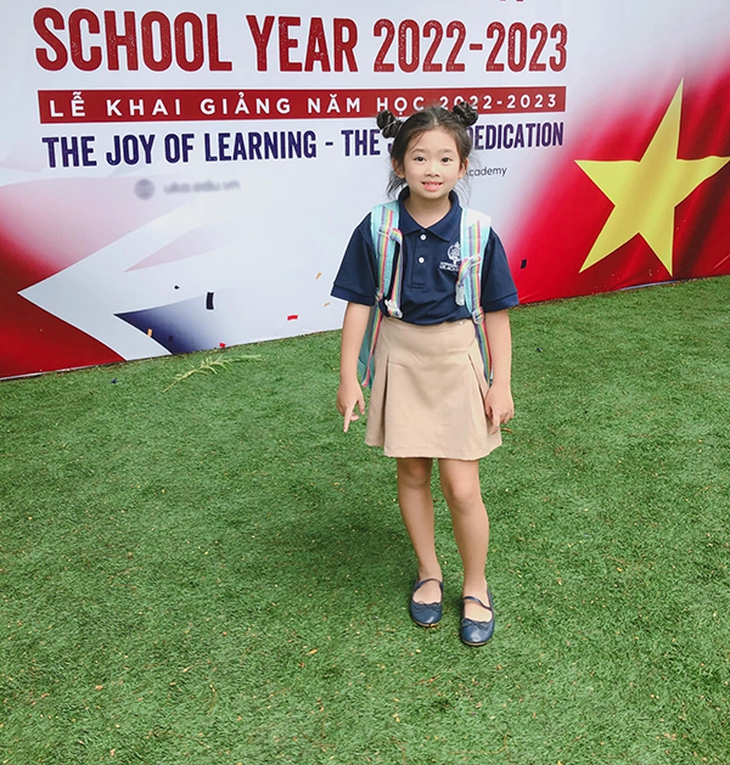 Ảnh vui sao Việt 6-9: Nhã Phương lầy lội tham gia game show - Ảnh 4.