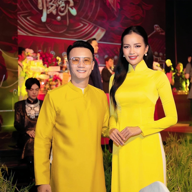 Sao Việt xin gì trong ngày giỗ Tổ nghiệp sân khấu - Ảnh 6.