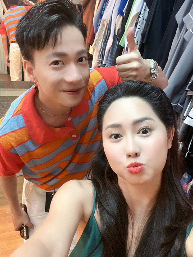 Ảnh vui sao Việt 8-9: Dương Triệu Vũ mừng vì Hoài Linh ‘ăn ngon ngủ ngon’ - Ảnh 9.