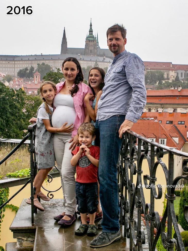 Hành trình cả nhà cùng khác nhờ mỗi năm chụp ảnh chỉ một chỗ - Ảnh 14.