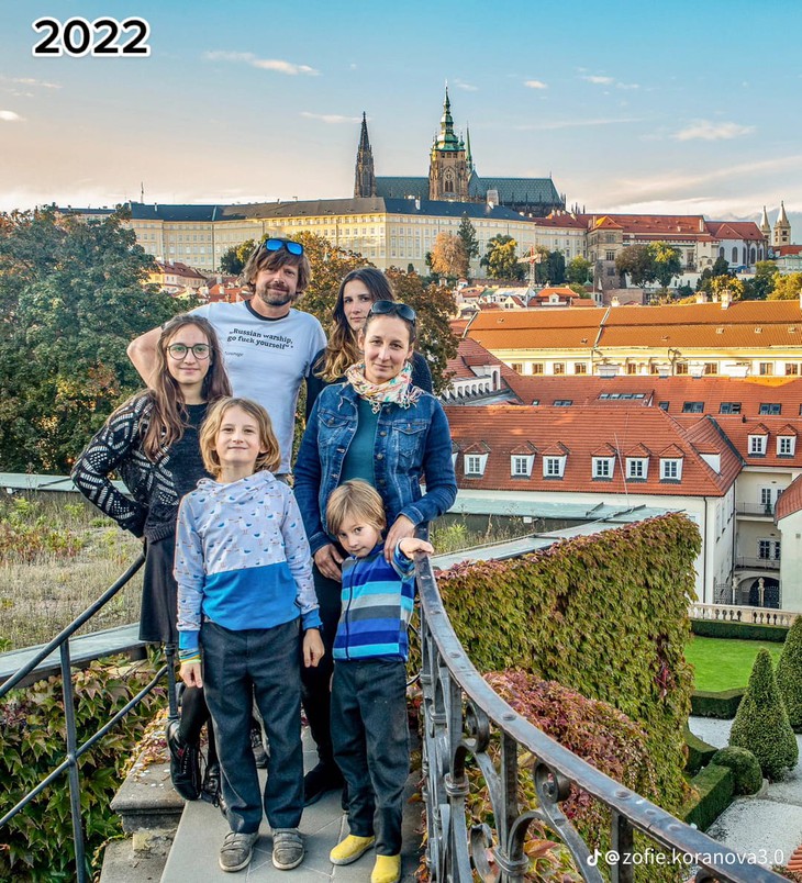 Hành trình cả nhà cùng khác nhờ mỗi năm chụp ảnh chỉ một chỗ - Ảnh 20.