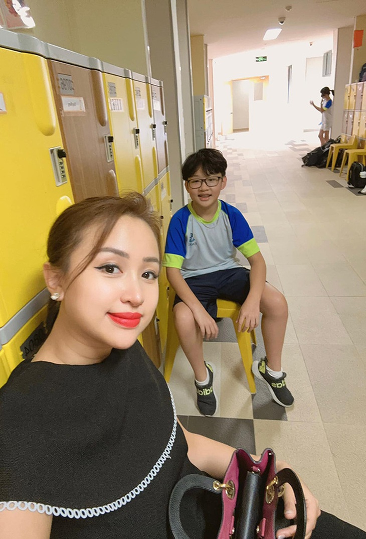 Ảnh vui sao Việt 14-1: Bảo Thy lần đầu khoe rõ mặt con trai - Ảnh 8.