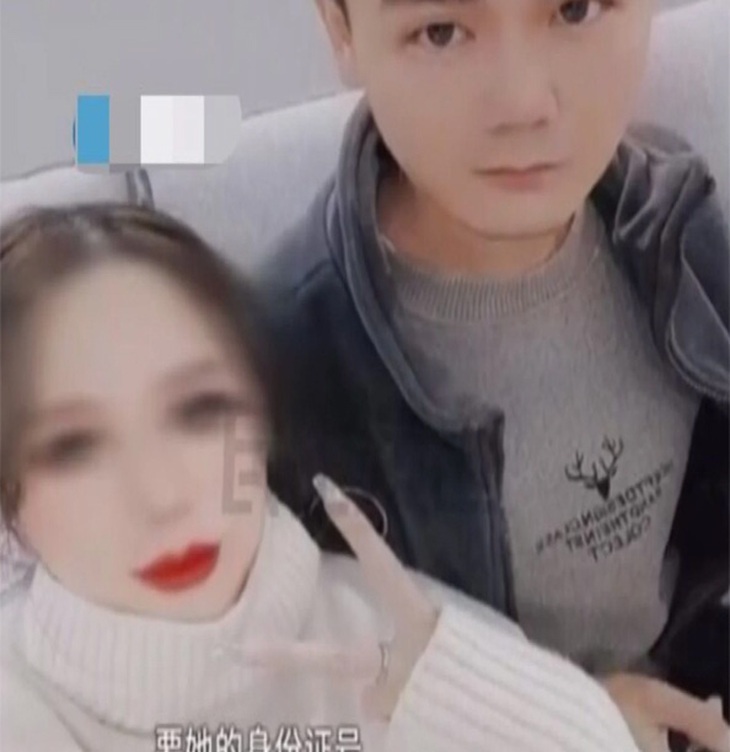 Tá hỏa tam tinh khi biết bạn gái 30 tuổi sắp lên chức... bà nội - Ảnh 2.