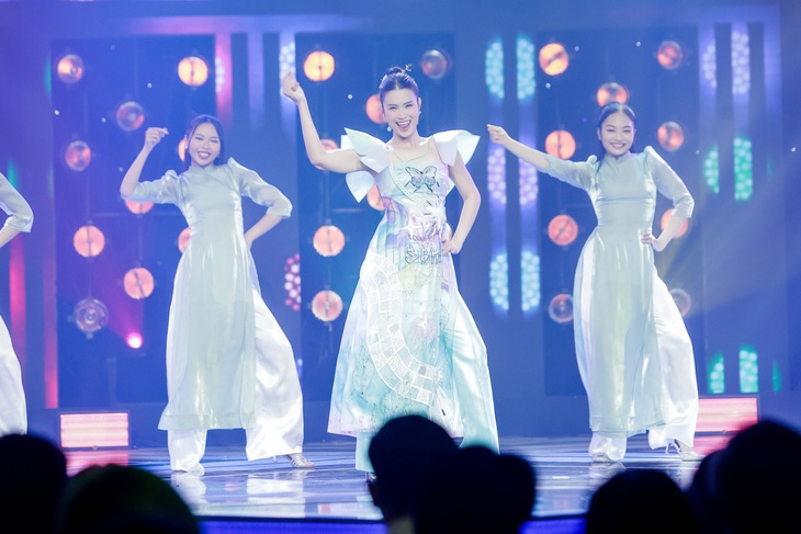 Đôi bạn MC một thập kỷ là ai? - Ảnh 11.