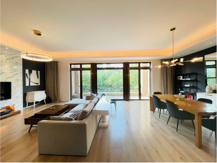 Bên trong ngôi nhà bạc tỉ của vợ chồng Thái Thiếu Phân - Trương Tấn - Ảnh 4.