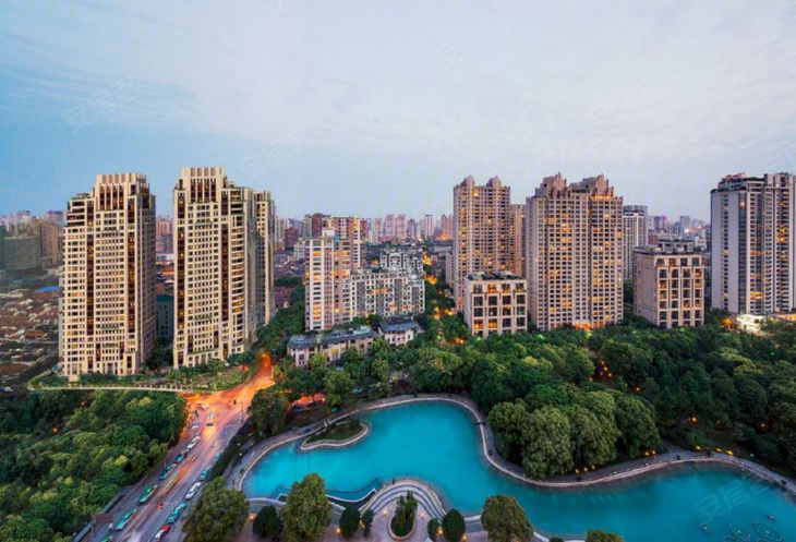 Bên trong ngôi nhà bạc tỉ của vợ chồng Thái Thiếu Phân - Trương Tấn - Ảnh 3.