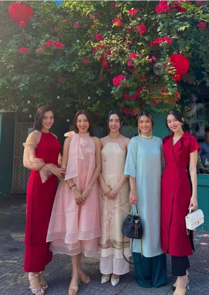 Màn đọ sắc mười phân vẹn mười của hội bạn thân trong showbiz Việt - Ảnh 7.