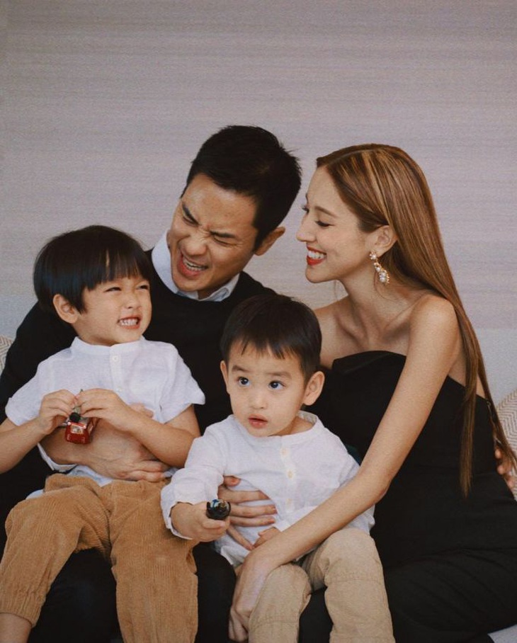 Trịnh Gia Dĩnh lần đầu khoe cận mặt quý tử Mèo Vàng vừa hạ sinh - Ảnh 4.