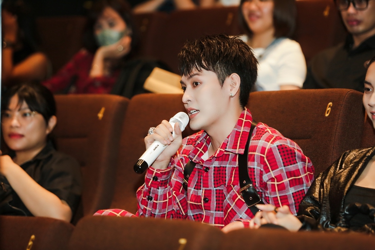 Adam Lâm đáp trả khi bị nói cá tính quá sẽ khiến LGBT bị kỳ thị hơn - Ảnh 2.