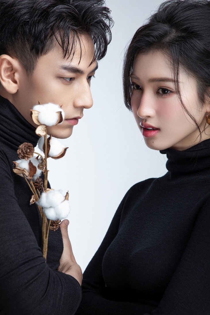 Isaac, Phương Nhi khiến netizen xốn xang trong bộ ảnh chào năm mới - Ảnh 3.