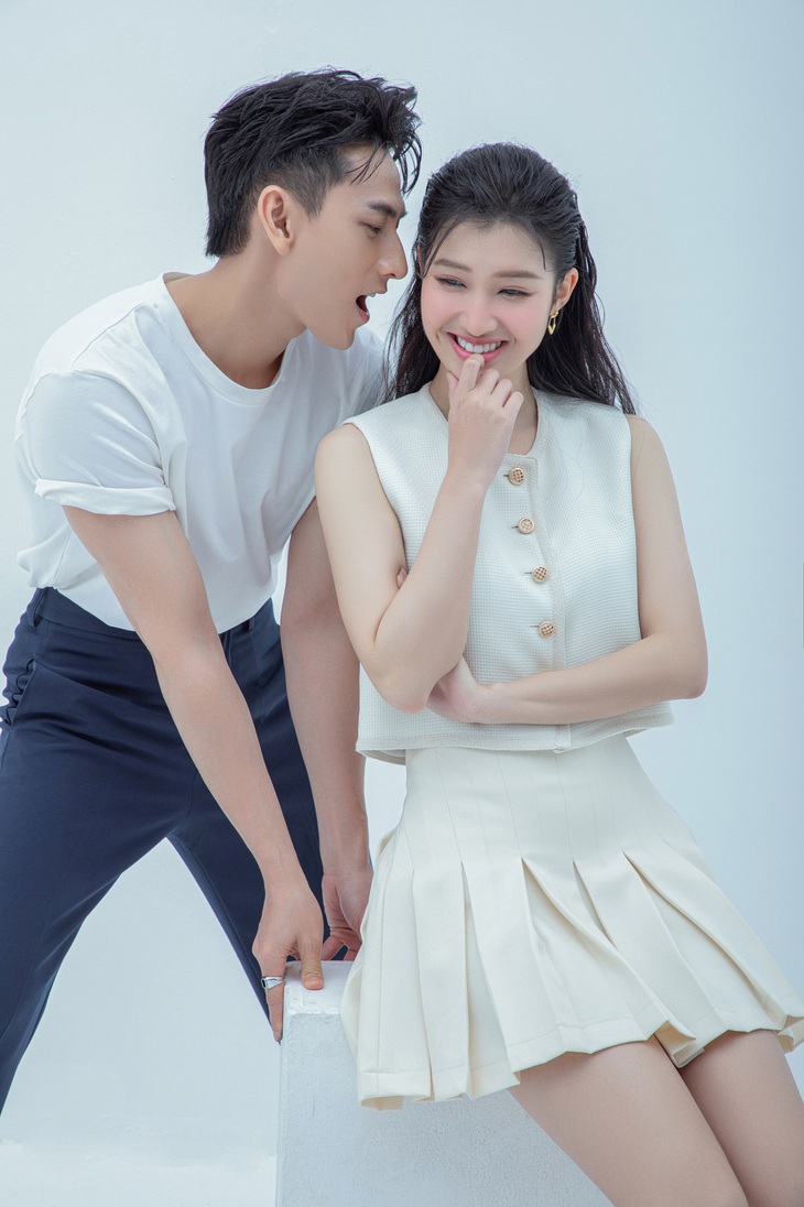 Isaac, Phương Nhi khiến netizen xốn xang trong bộ ảnh chào năm mới - Ảnh 5.