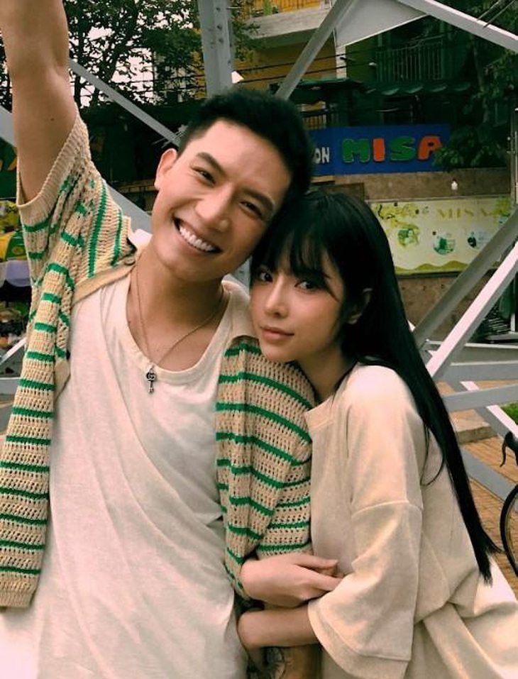 Trường Giang lỡ miệng thông báo tin đám cưới giùm Anh Tú và Lyly