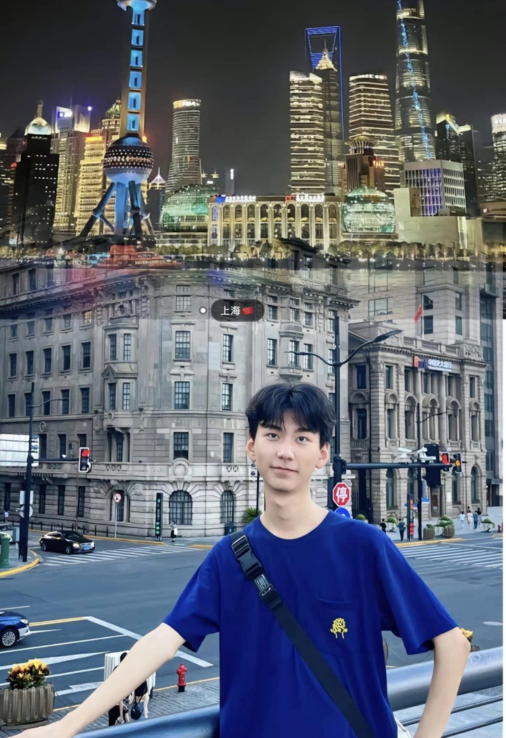 Nhiều người tỏ ra "tiếc nuối" cho nhan sắc bị dìm quá dìm của trai đẹp thời hiện đại.