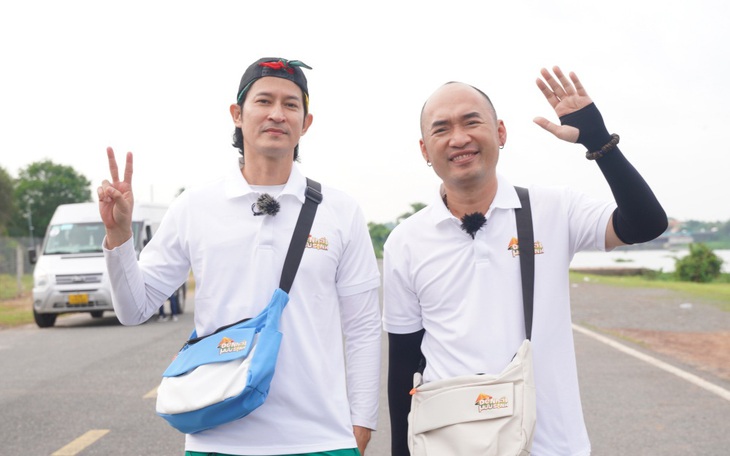 "Ông Tiều" Tiến Luật cùng Huy Khánh về miền Tây mưu sinh