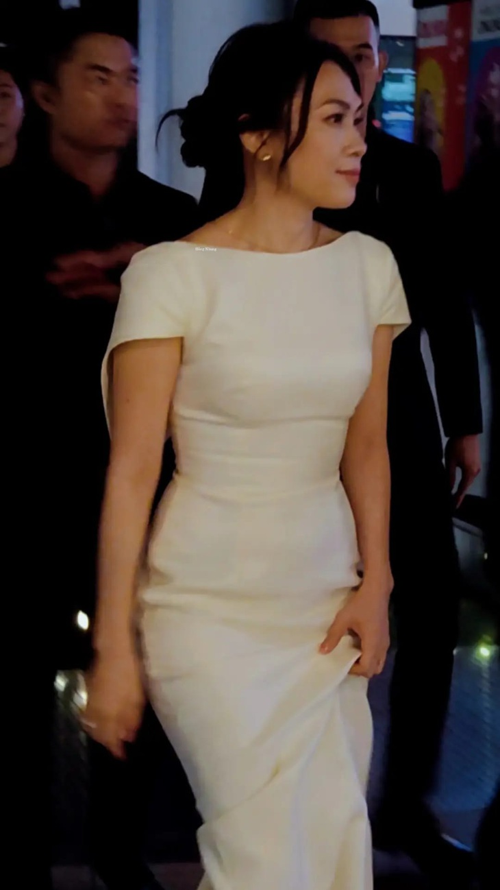 Mỹ Tâm xinh đẹp, quý phái với "cây trắng" đi xem phim của bạn trai tin đồn