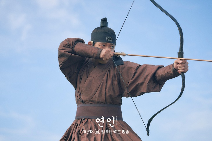 Jang Hyun tập trung với công việc thợ săn nô lệ khi chia tay tình yêu của mình