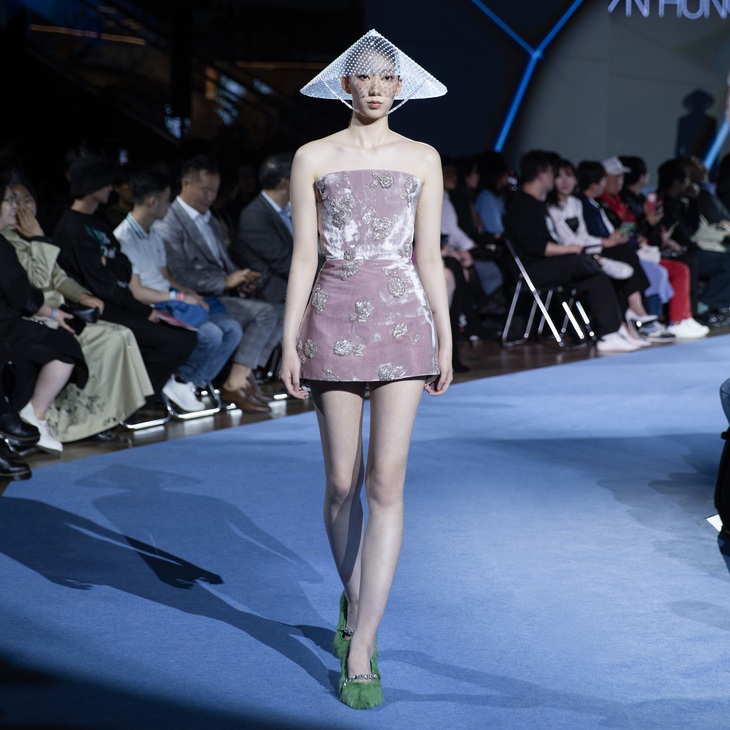 Diệp Linh Châu tham gia Gangnam Fashion Festa 2023 với vai trò giám đốc sáng tạo - Ảnh 7.