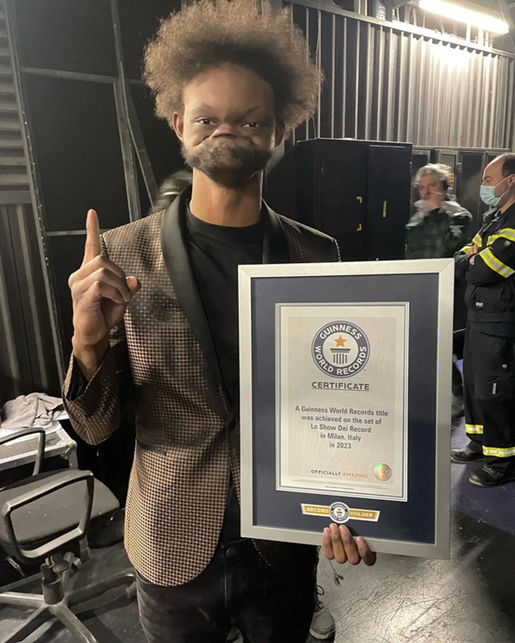 Carter có thể "xấu bất chấp" nhờ khả năng đặc biệt của mình.