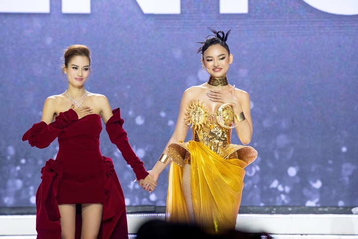 Á quân 1 thuộc về Mai Ngô (đội Thanh Hằng) và Như Vân (đội Hồ Ngọc Hà). Bị loại sớm nhưng Mai Ngô vẫn có mặt trong đêm chung kết nhờ bình chọn của khán giả.