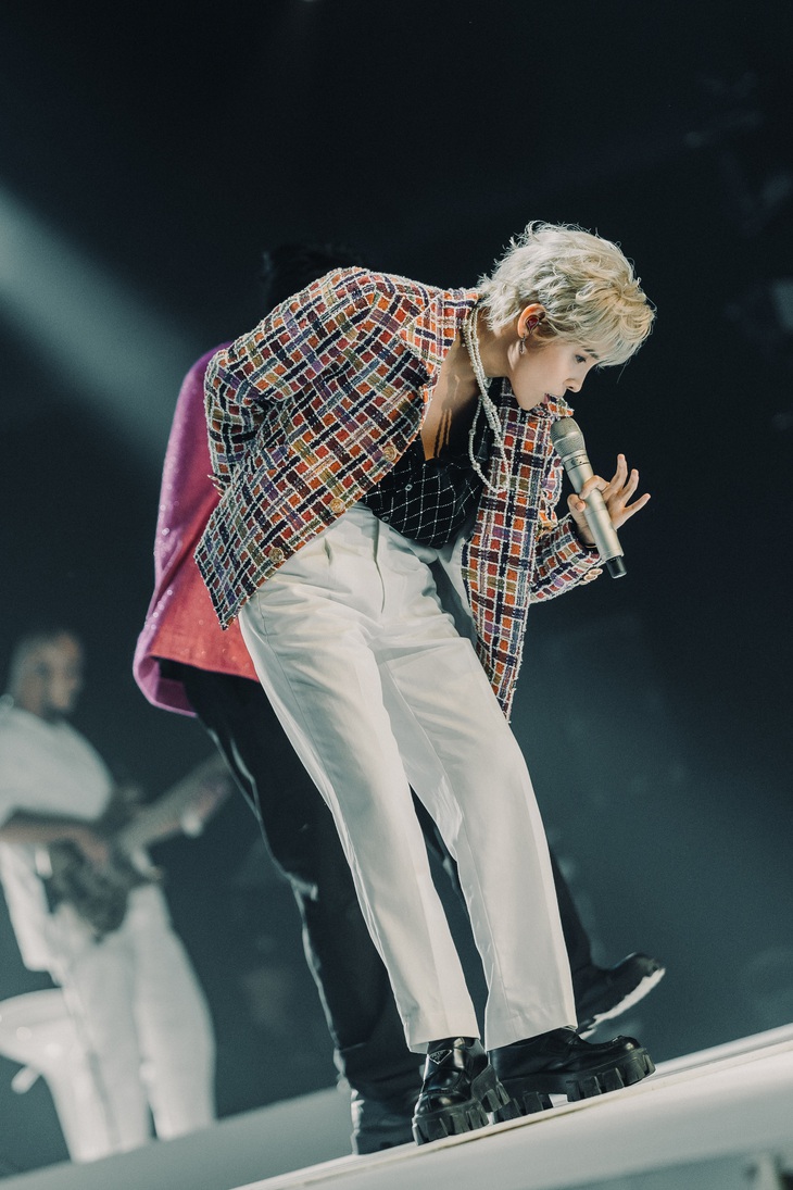 Liên tục là những sáng tác của Vũ Cát Tường ở thời điểm rực rỡ nhất trong sự nghiệp: 