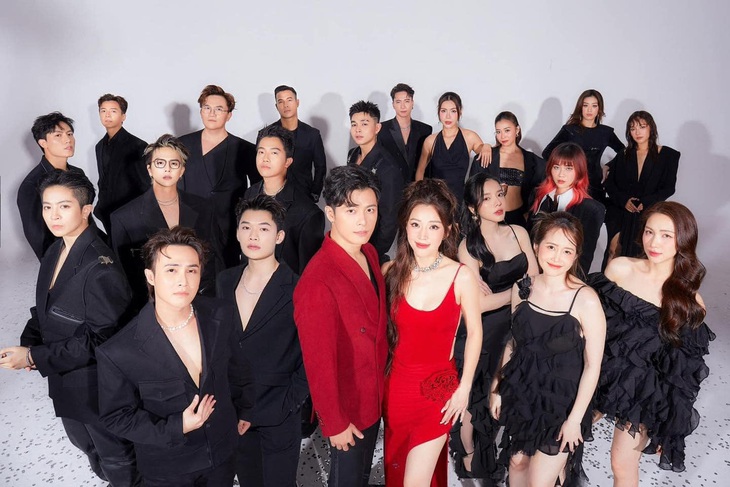 Bộ ảnh trước ngày cưới của Puka và Gin Tuấn Kiệt như "đại tiệc visual" showbiz