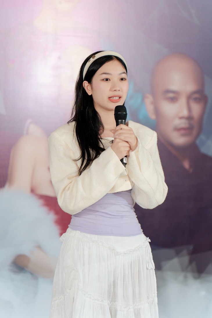 NSƯT Hữu Châu cùng NSND Lê Khanh quyết tâm truy tìm 'tiểu tam'  - Ảnh 7.